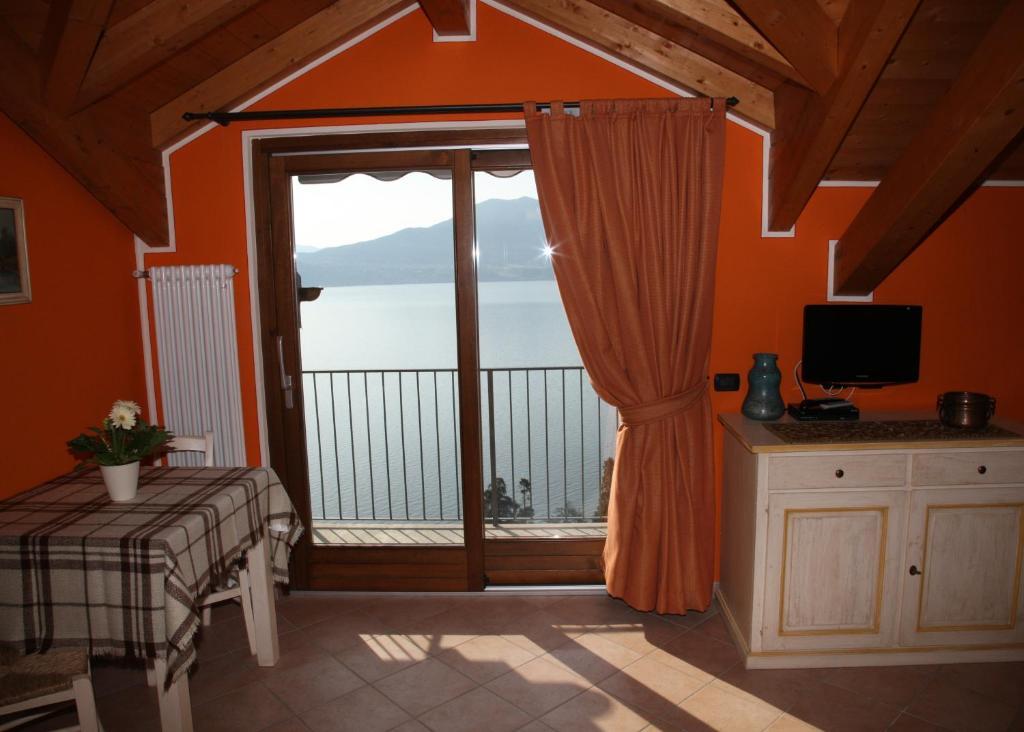 Casale Fe-Wo - Appartamenti Con Vista Lago Cannero Riviera Zimmer foto